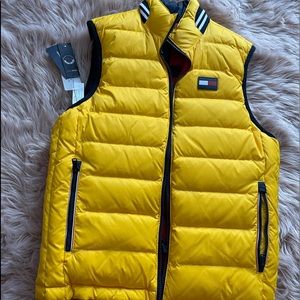 Reversible Tommy Hilfiger puffer jacket